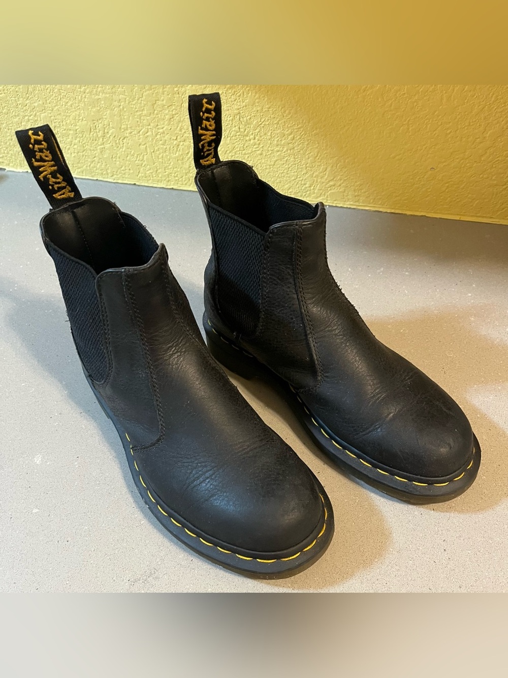 Dr. Martens Leather Chelsea Boots — W8